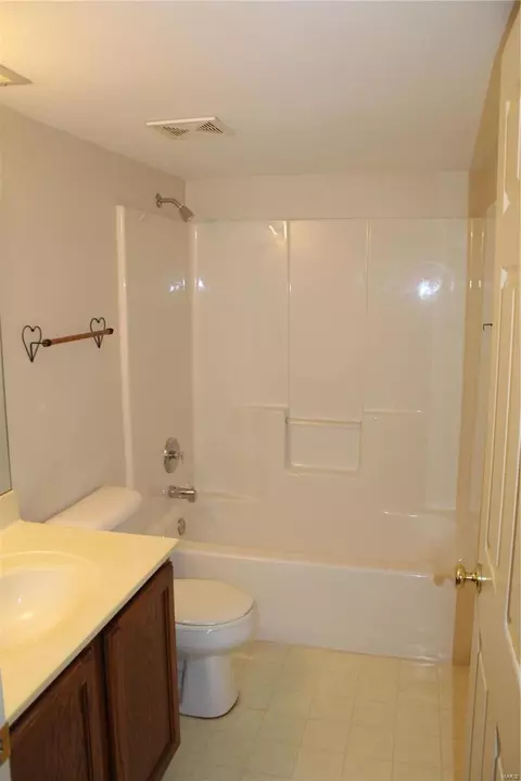 3144 Denmark Dr, Bridgeton, MO 63044 photo 19