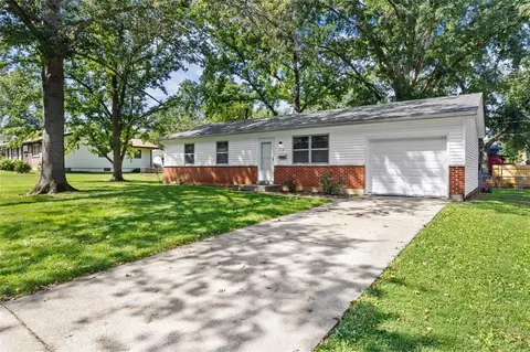 501 Michael Ave, Wentzville, MO 63385
