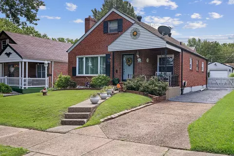 6946 Melrose Ave, Saint Louis, MO 63130