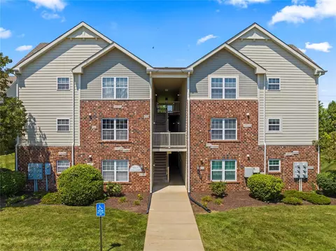 1314 Piedmont Cir, St. Peters, MO 63304