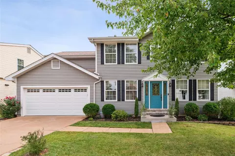 226 Jacob Ln, Ballwin, MO 63021