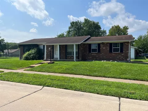 836 Baltic Dr, Florissant, MO 63031