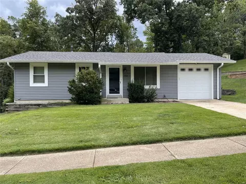 182 Sorlee Dr, Valley Park, MO 63088