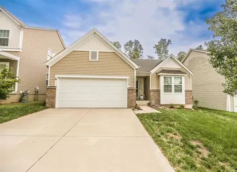 3015 Preston Woods Trl Trl, Lake Saint Louis, MO 63367