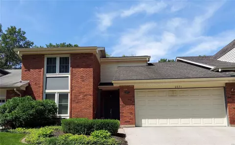 2371 Baxton Way, Chesterfield, MO 63017