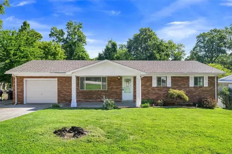 35 Charles Dr, Saint Charles, MO 63303