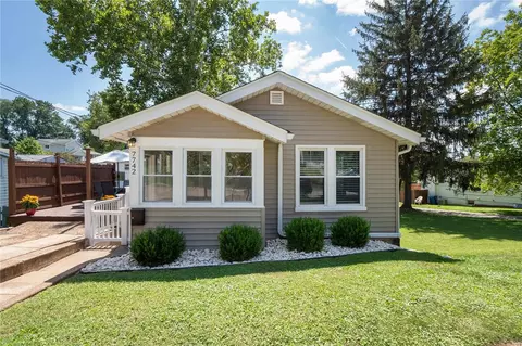 7742 Rannells Ave, Saint Louis, MO 63143