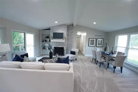 2427 Sundance Dr, O'fallon, MO 63368 photo 16