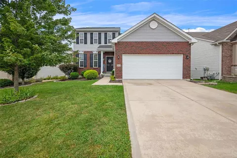 537 Wilmer Hollow Ln, Wentzville, MO 63385