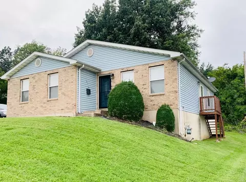 9101 Cozens Ave, Saint Louis, MO 63136