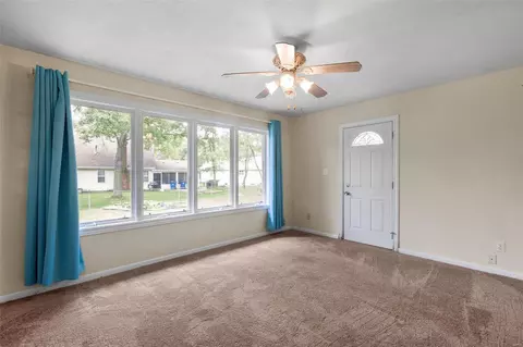 818 Westrun Dr, Ballwin, MO 63021 photo 9
