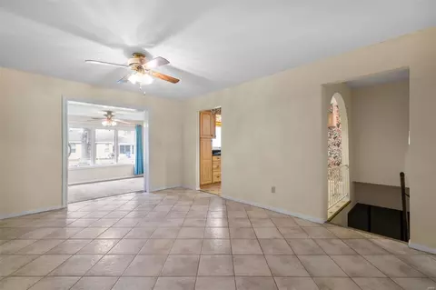 818 Westrun Dr, Ballwin, MO 63021 photo 7