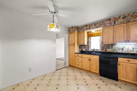 818 Westrun Dr, Ballwin, MO 63021 photo 13