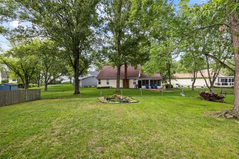 818 Westrun Dr, Ballwin, MO 63021 photo 32