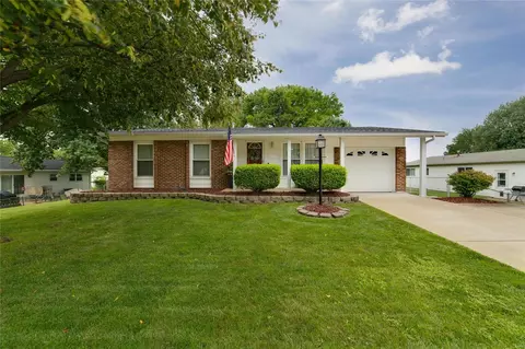1454 Annilo Dr, Florissant, MO 63031