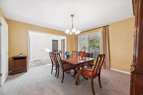 805 Henry Manor Ct, Manchester, MO 63011 photo 8