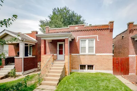 5033 Rosa Ave, Saint Louis, MO 63109