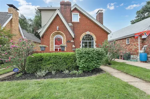 4633 Mccausland Ave, Saint Louis, MO 63109