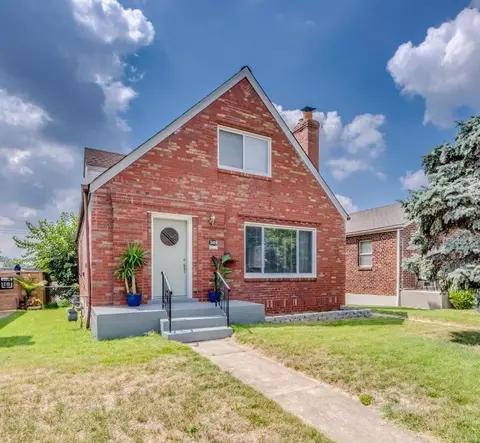 5420 Lindenwood Blvd, Saint Louis, MO 63109