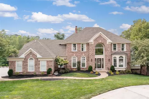 17605 Lasiandra Dr, Wildwood, MO 63005