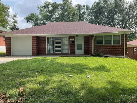 7350 Canton Ave, Saint Louis, MO 63130