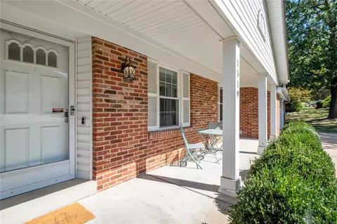 1519 Towne Dr, Ellisville, MO 63011 photo 3