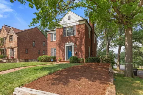 7801 Stanford Ave, Saint Louis, MO 63130