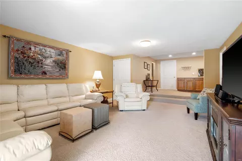 1736 Highview Circle Ct, Ballwin, MO 63021 photo 25