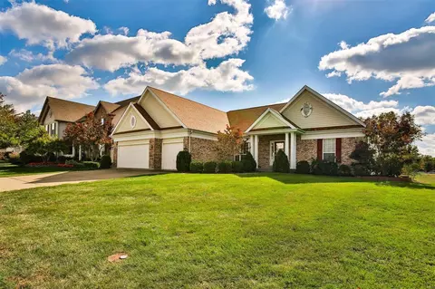 7734 Ardmore Dr, Dardenne Prairie, MO 63368