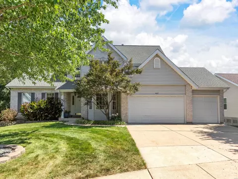 4627 Ambsdale Ct, Saint Louis, MO 63128