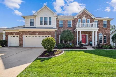 17794 Westhampton Woods Dr, Wildwood, MO 63005