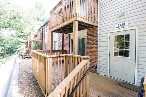 2789 Blackforest Dr #B, Saint Louis, MO 63129