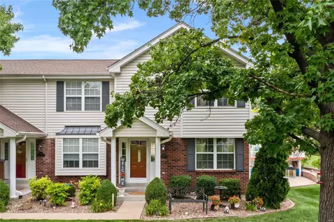 1760 Honeysuckle Dr #8, Saint Charles, MO 63303