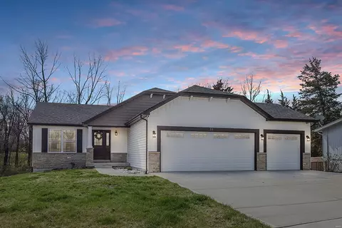 20 Knollwood Ct, Saint Charles, MO 63304