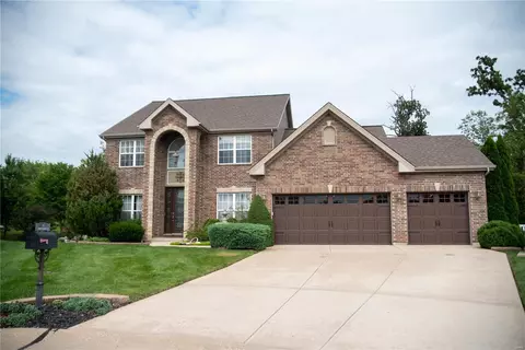 113 Harvestgate Ct, Lake Saint Louis, MO 63367