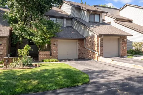 11519 Moonstone Ct, Saint Louis, MO 63146