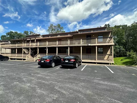 5 Millcreek Pkwy #E, O'fallon, MO 63366