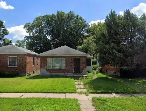 5994 N Pointe Blvd, Saint Louis, MO 63147