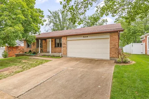 5214 Mild Dr, Saint Louis, MO 63129