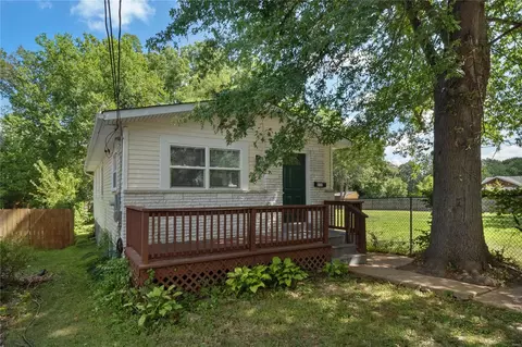 211 Euclid Ave, Saint Louis, MO 63119