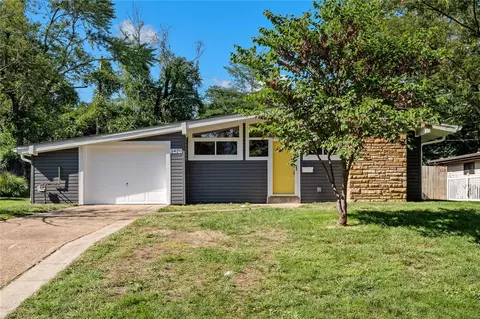 1420 Trelane Ave, Saint Louis, MO 63126