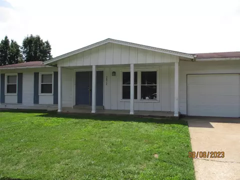 2032 Marrisa Dr, Florissant, MO 63031
