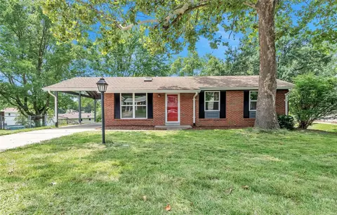 23 Countryside Dr, Saint Peters, MO 63376