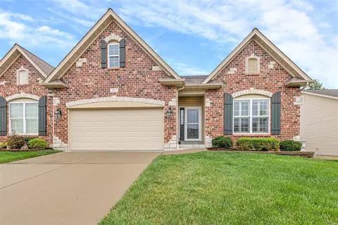 60 Autumn Way Ct, Eureka, MO 63025