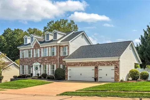 2290 Downey Terrace Dr, Ellisville, MO 63011