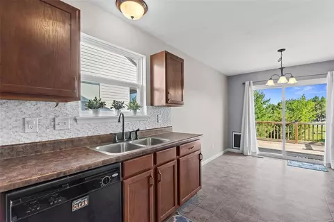 411 Wynchat Dr, O'fallon, MO 63366 photo 9