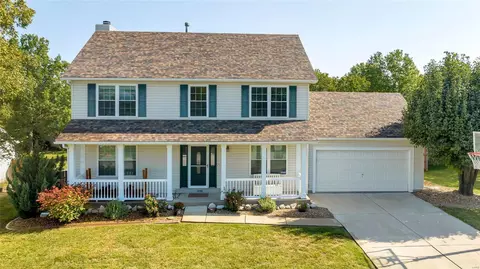 1090 Harness Dr, Saint Charles, MO 63304