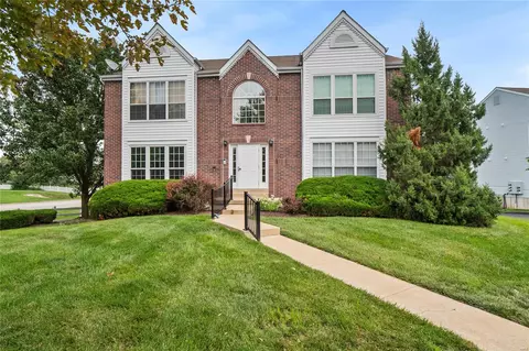 110 Timber Creek Dr #11A, O'fallon, MO 63368