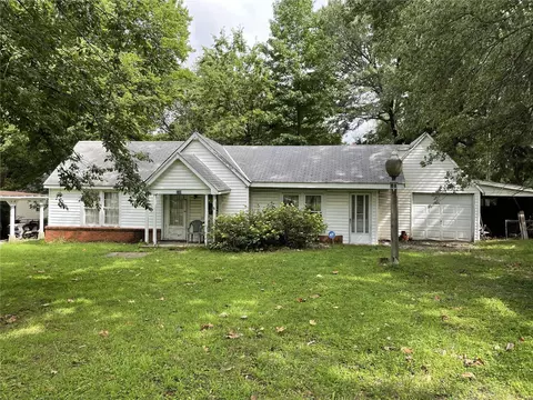 109 Barto Dr, Saint Louis, MO 63135