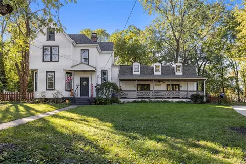 61 Spring Ave, Saint Louis, MO 63135